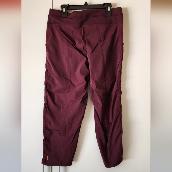 Lucy crop - Picture 2 of 5